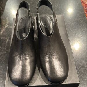Black Leather Slingback Shoes by Tibi